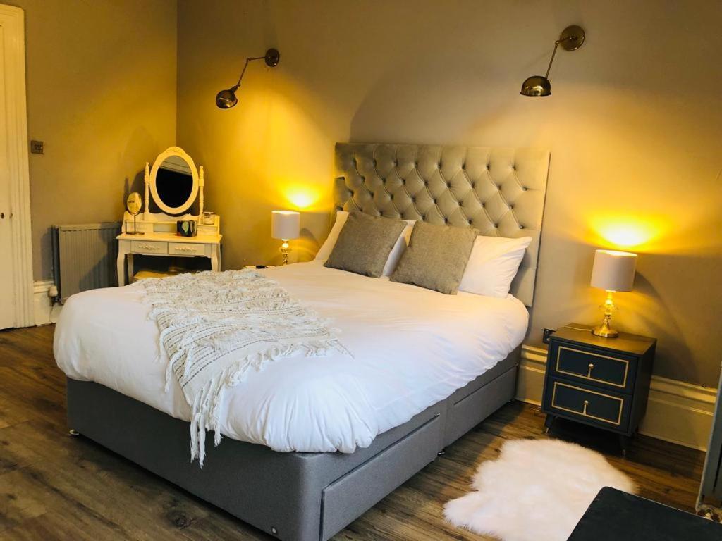 Canterbury Accommodations With Free Car Park Onsite And High Speed Wifi Eksteriør billede