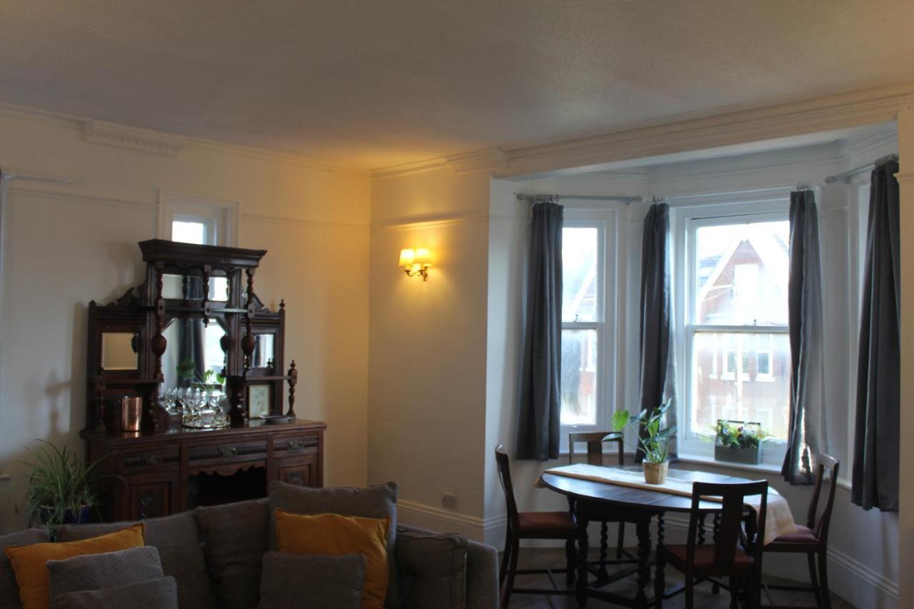 Canterbury Accommodations With Free Car Park Onsite And High Speed Wifi Eksteriør billede