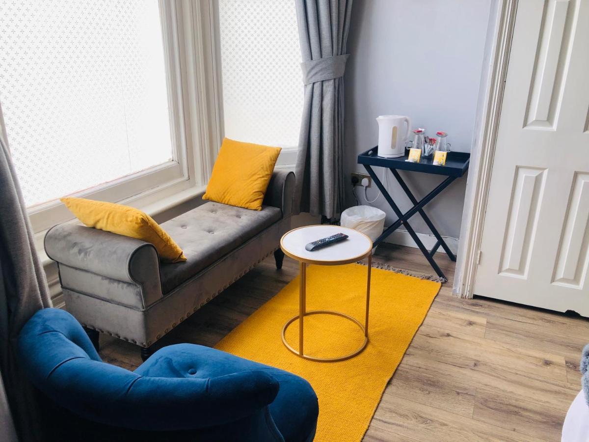Canterbury Accommodations With Free Car Park Onsite And High Speed Wifi Eksteriør billede